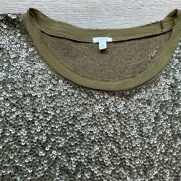 J. Crew EUC Olive Green Sequin Embellished Short Sleeve Top Shirt Blouse Size M - Picture 3 of 8